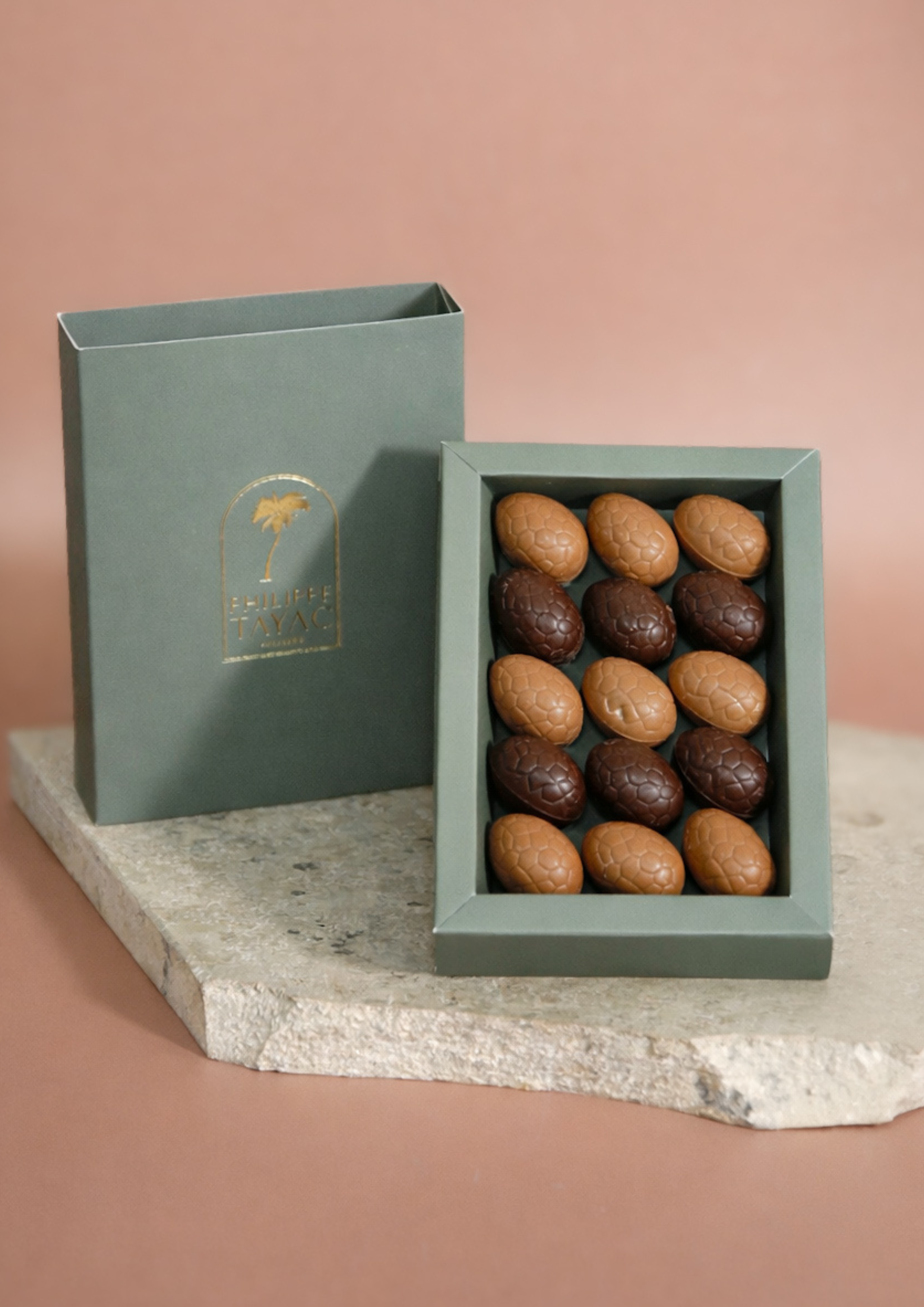 Boîte de petits Oeufs Pralinés